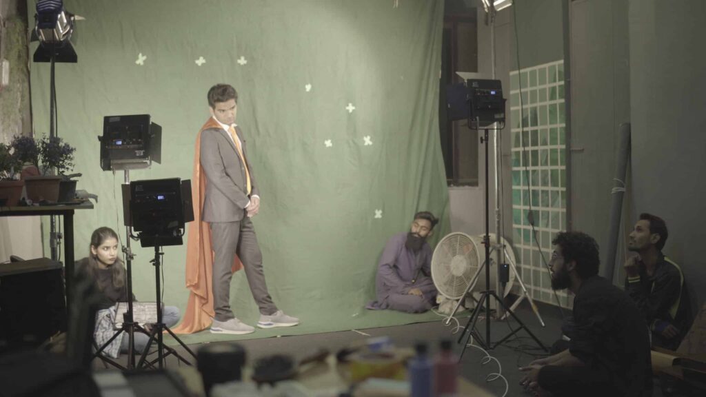 Behind the scenes 6