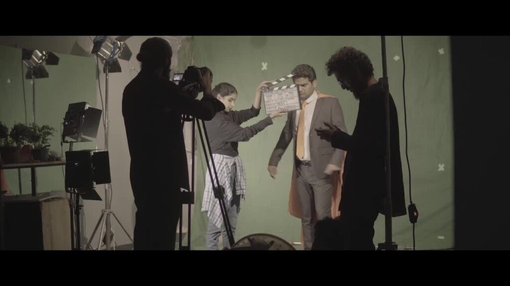 Behind the scenes 4